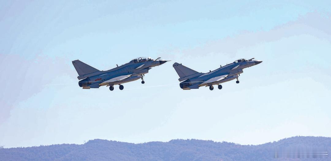 我是一个兵  【强军早报 】军事早知道1、隆冬时节，陆军某边防旅“黑河好八连”官