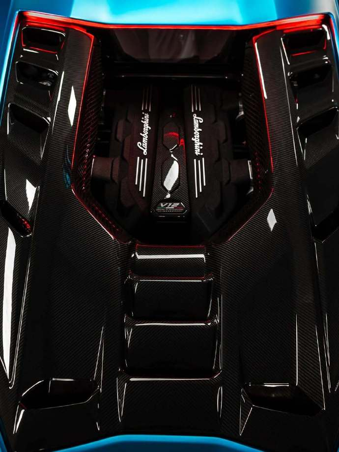 兰博基尼Revuelto💙V12混动旗舰超跑兰博基尼Revuelto