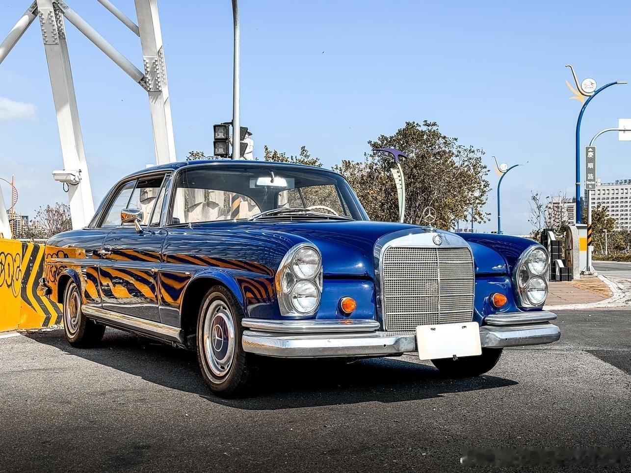 #台湾老车#🇩🇪1974年BENZ W111 250 ​​​