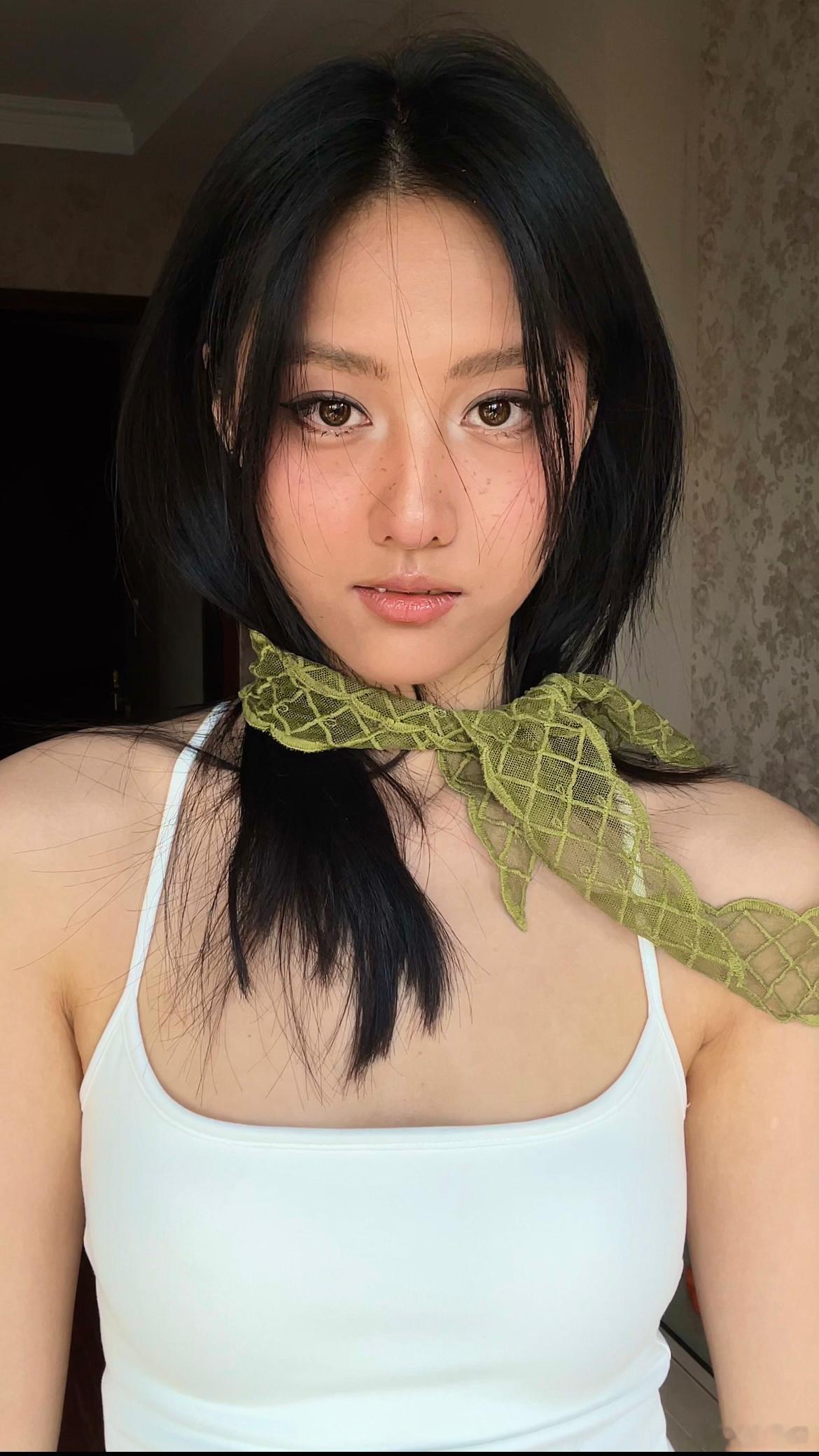 杭州你再降温试试呢 但是不要蚊子谢谢 ​​​