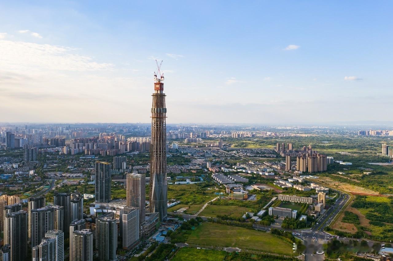 【成都楼市真相：房子还能买吗？8条忠告，看懂少亏上百万！】

成都的房子还能不能