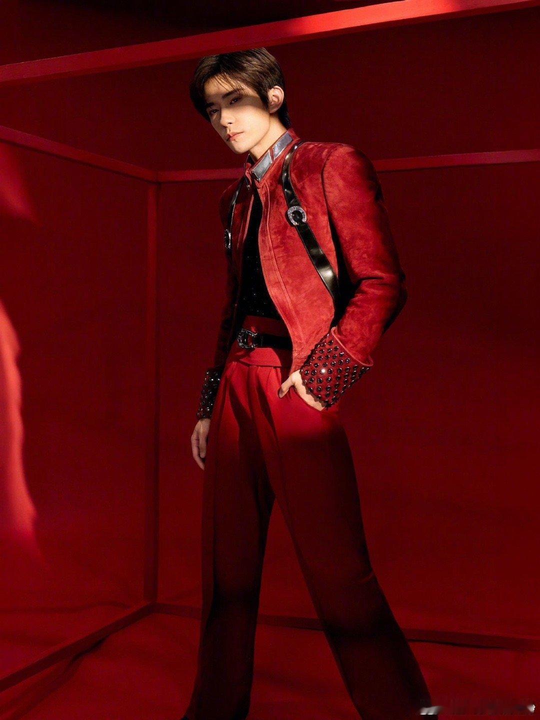 我还没和易烊千玺同框它同框了大型“柠檬精”现场！千问这波赢麻了，直接在电影里和易