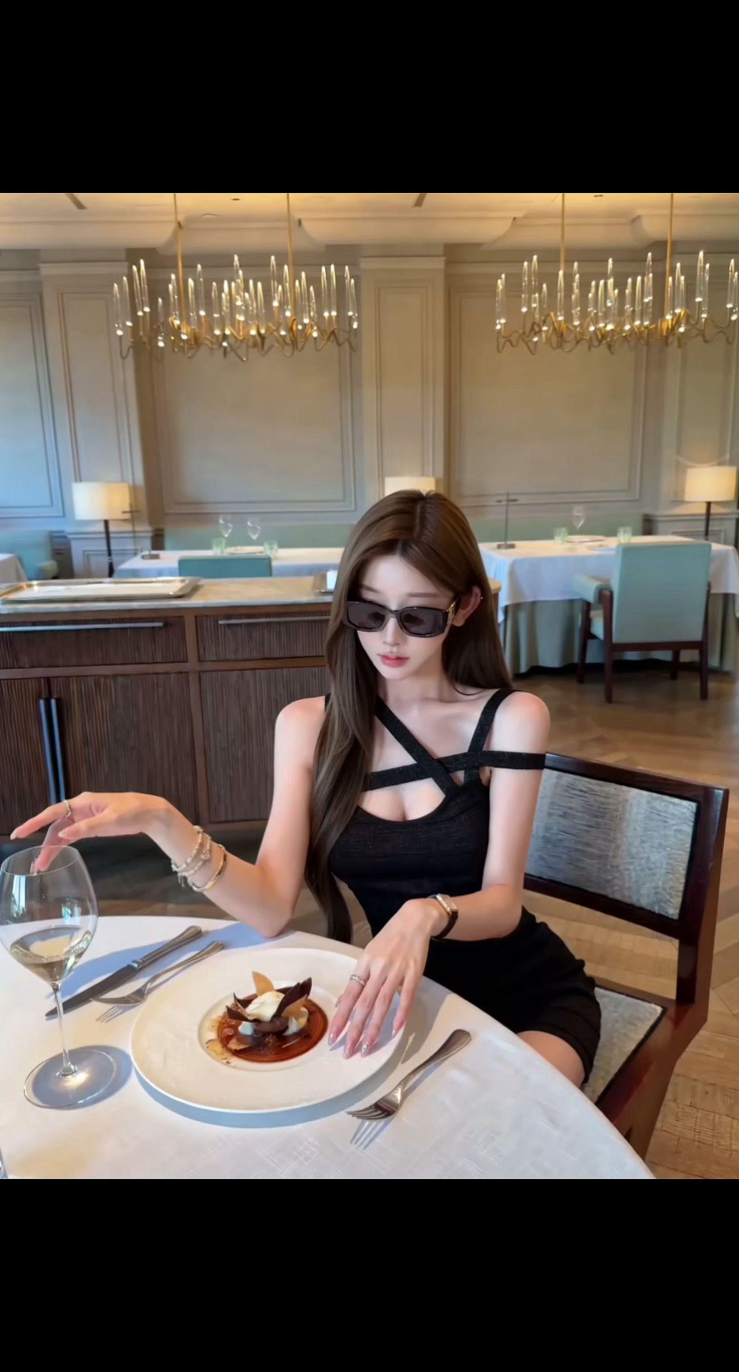 韩系穿搭 辣妹穿搭 精致brunch 时髦精的ootd 今天穿什么