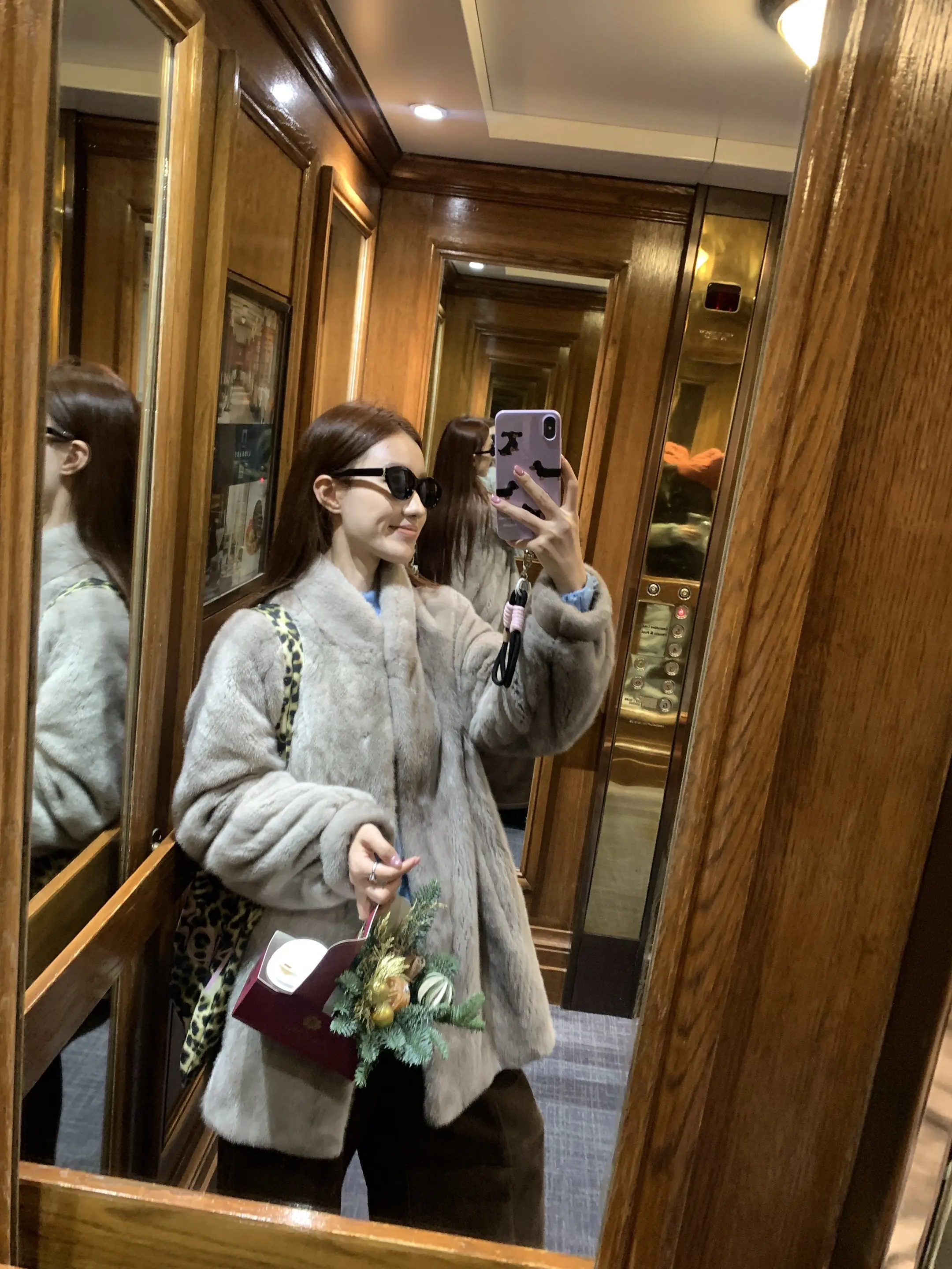 记录在英国一周穿搭对镜拍🤳。