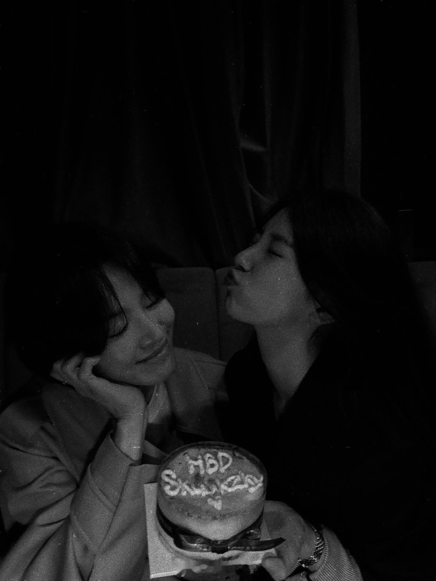 裴秀智生日和宋慧乔一起过生🎂 ​​​