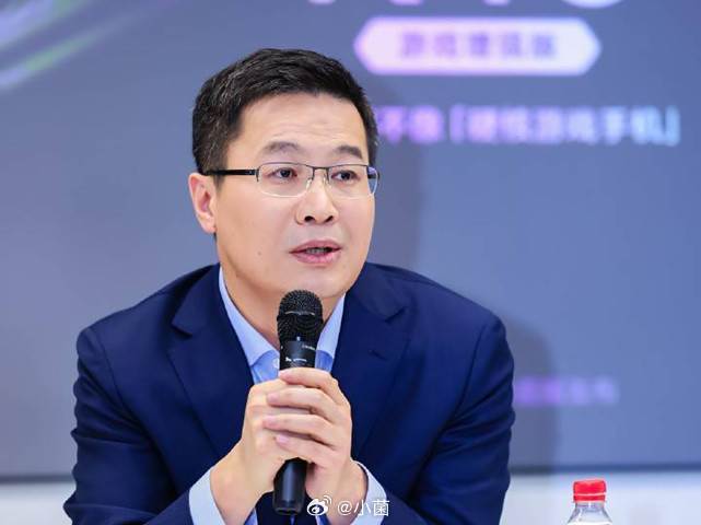 卢伟冰回应友商涨价卢伟冰霸气回应友商涨价！直言市场竞争就该凭实力说话，不靠跟风提