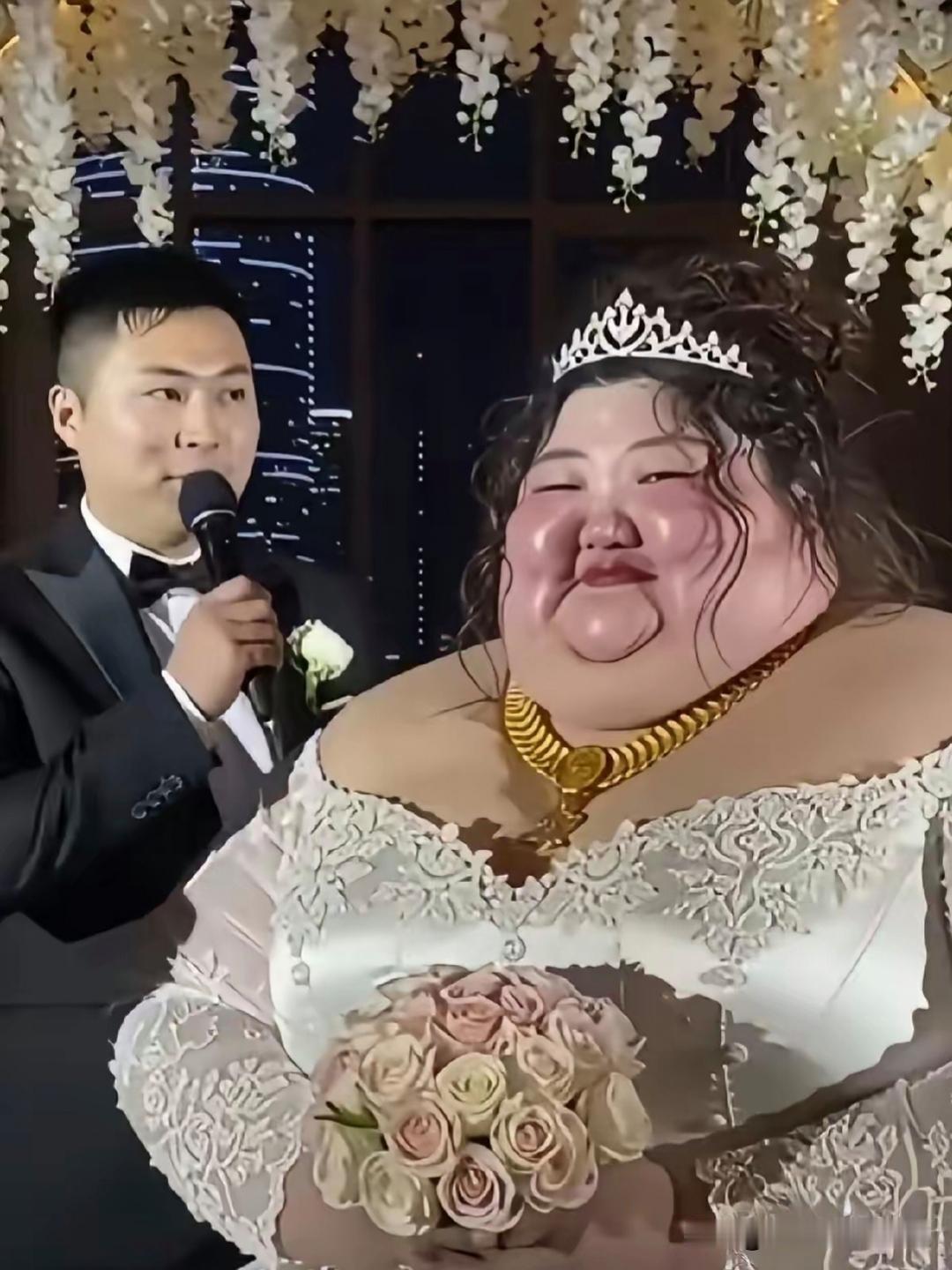 这段婚礼现场的片段，最近在网上刷疯了！
 
网上流传一段婚礼视频，新郎对着新娘深