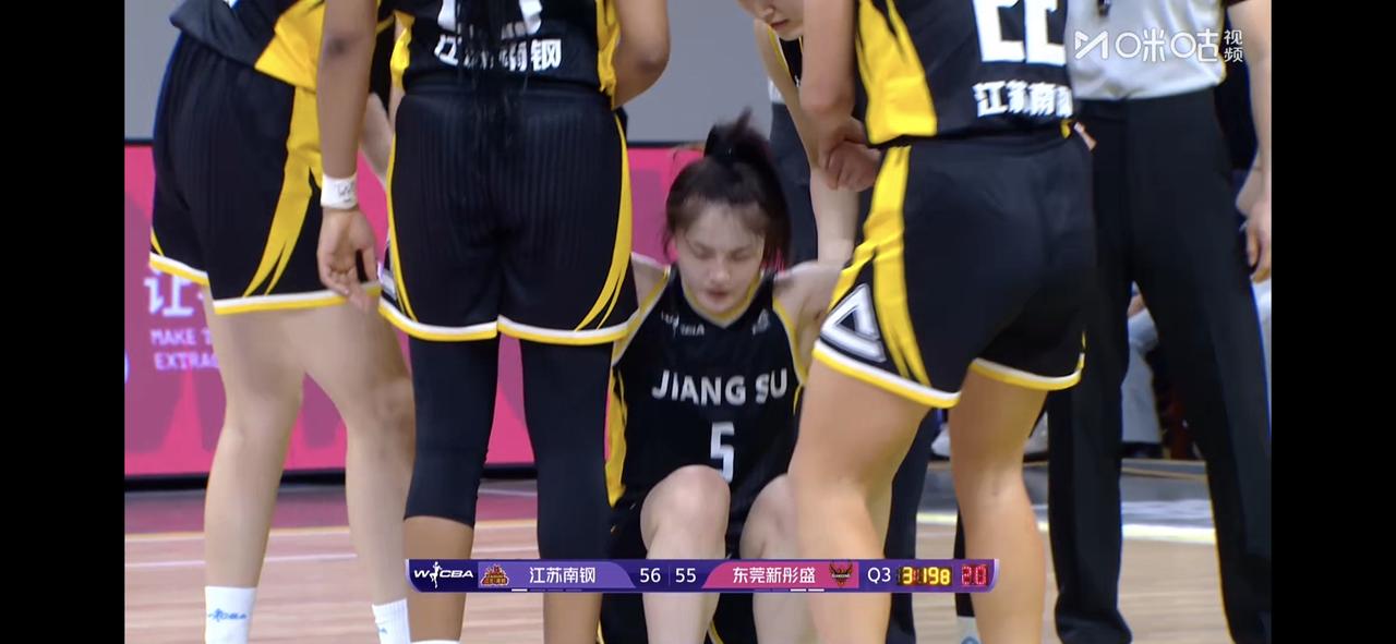 精彩！江苏女篮2:0击败东莞女篮！83:73
恭喜江苏女篮成功晋级2025-20