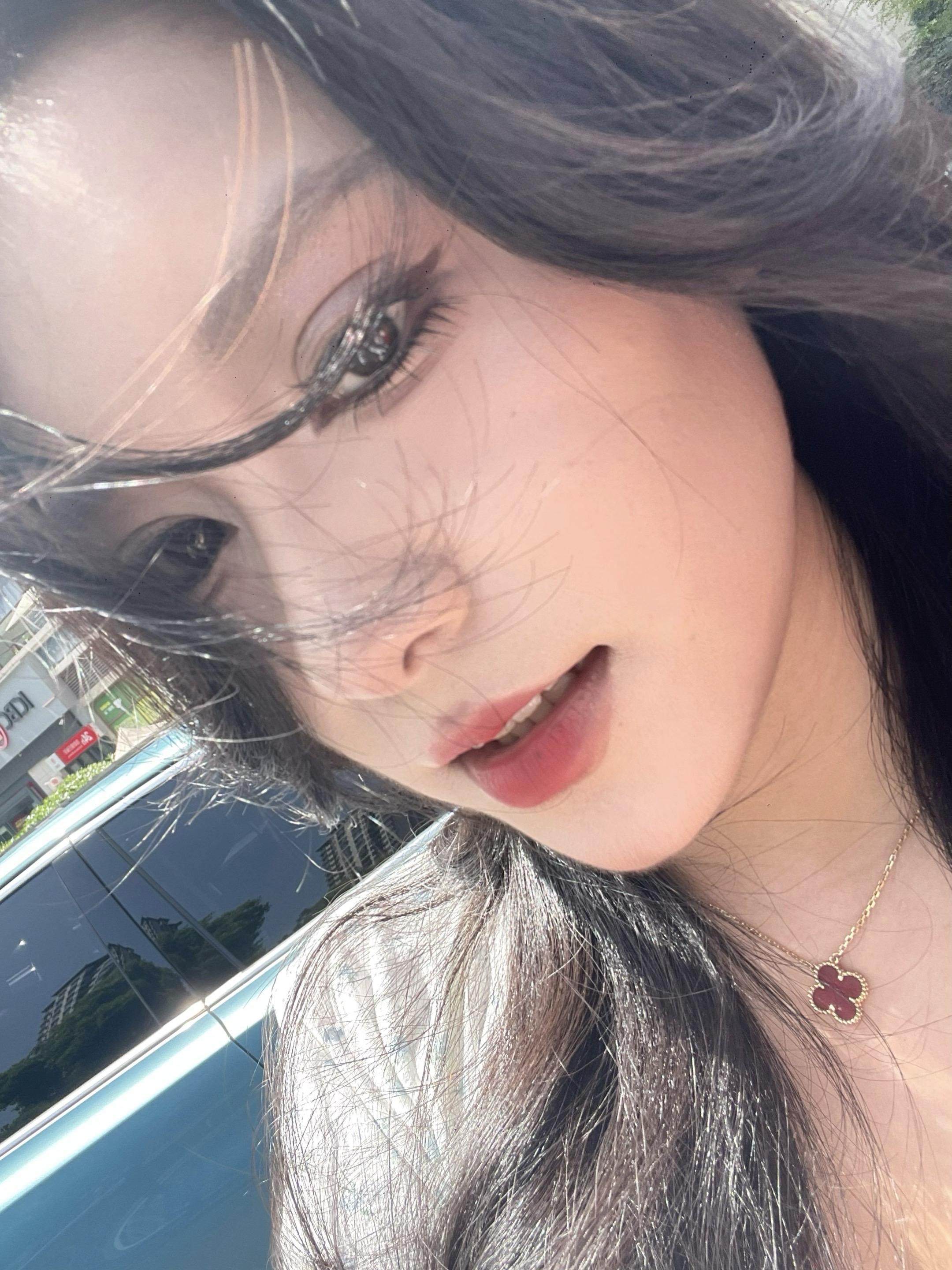 我盯着你的脸想还能见面