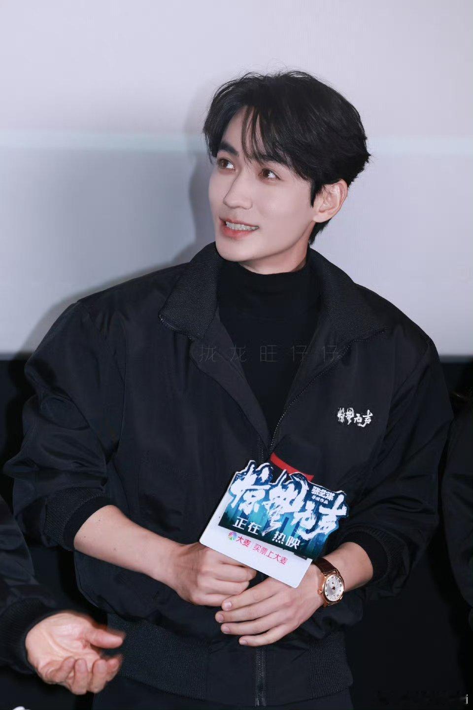 朱一龙才是真景天 这个貌美朱一龙我吃吃吃 电影里坐拥杨幂和刘诗诗的男人