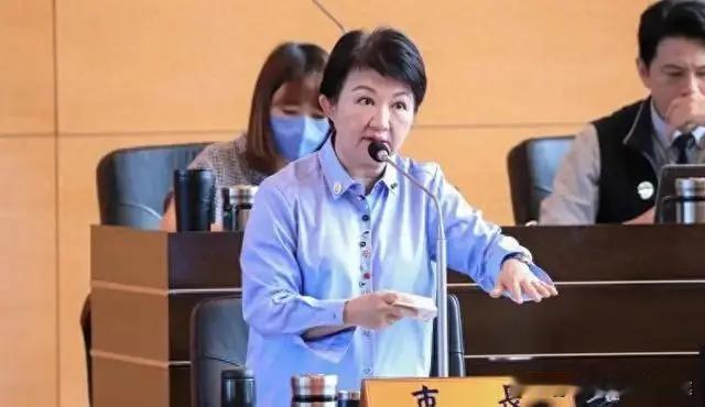 卢秀燕：不参选国民党主席的深谋远虑，2028大选的坚实布局！
 
台中市长卢秀燕