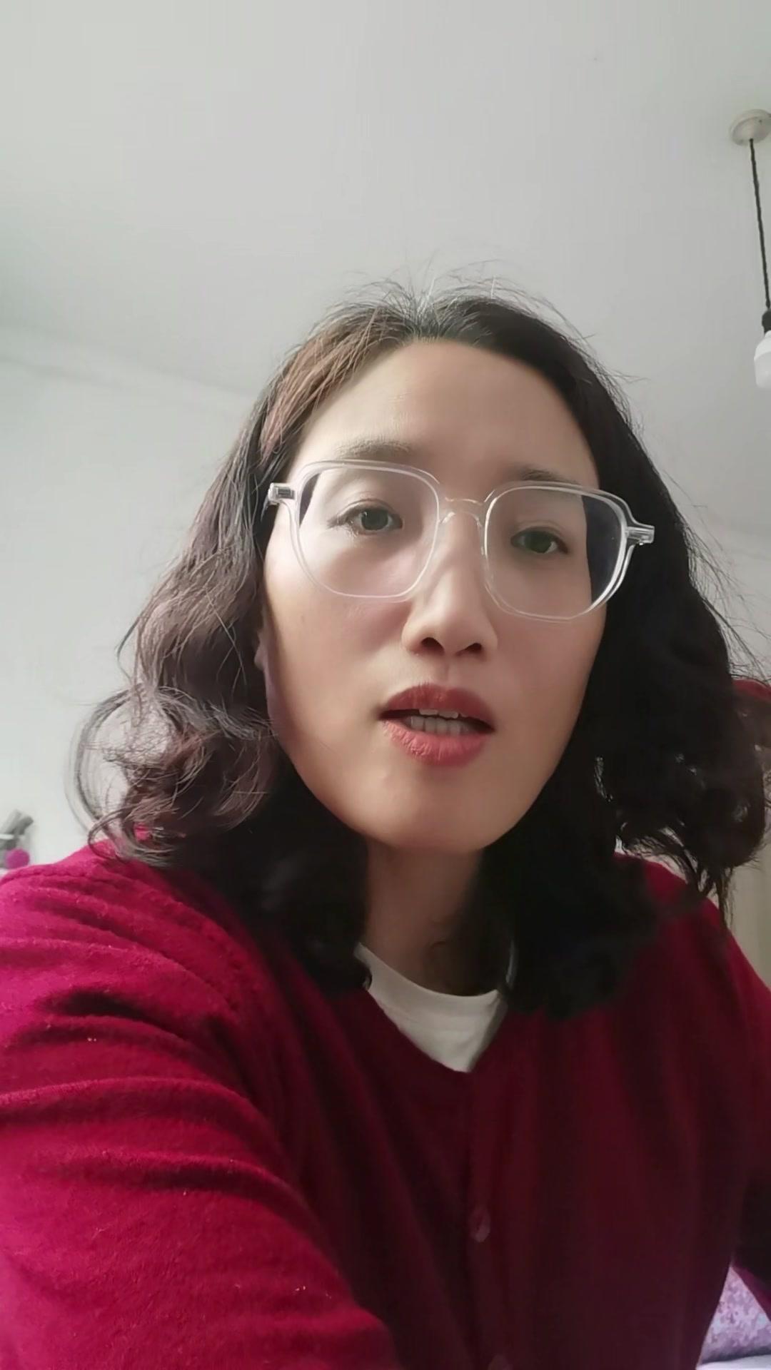 有多少人帮我解答这人间清醒题？带孩子的那几年，总感觉世界突然安静了。曾经围绕的圈