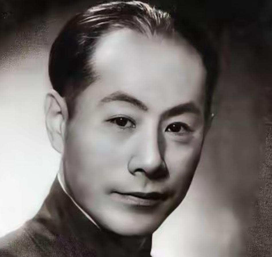 1984年，贺子珍病逝，给她送行的人群中，有一男子不停大声哭喊着四个字，特别引人