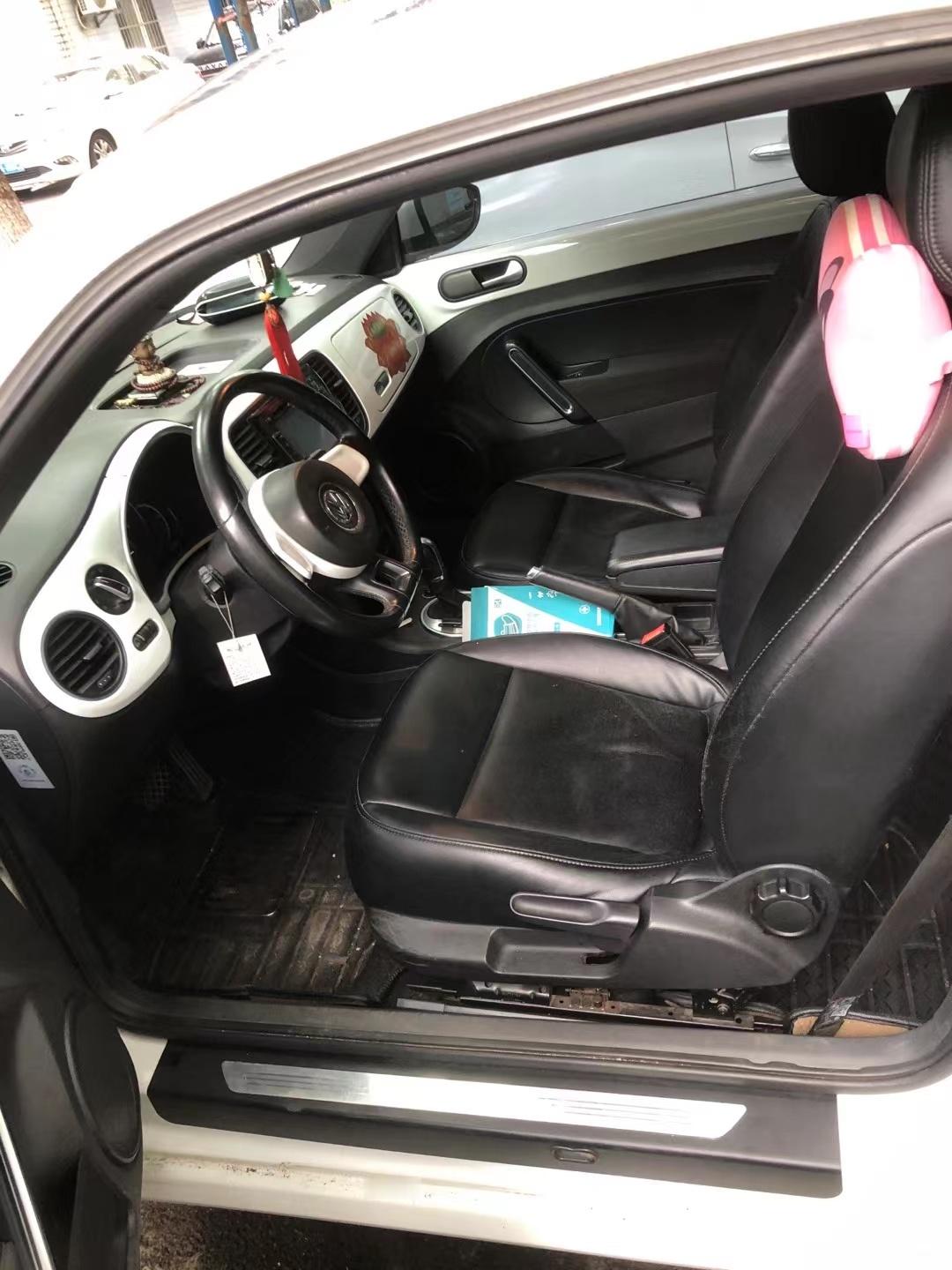 本来去武汉体院看看“体操女皇”程菲教练顺便拿下 14年大众甲壳虫，1.2t时尚，