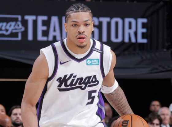 就是练！埃卡夫生涯前3战共计出手73次，排名NBA历史第一
