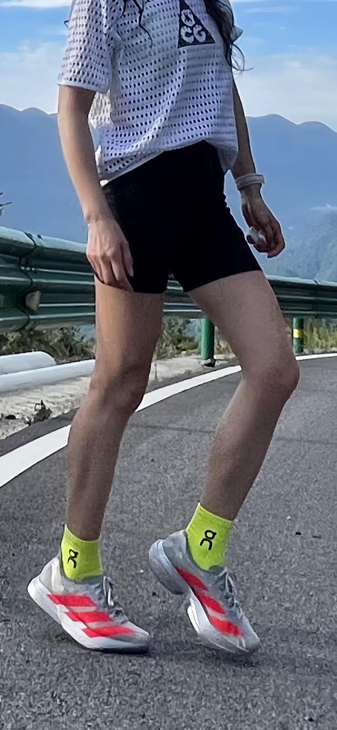 我想我可能是装备控