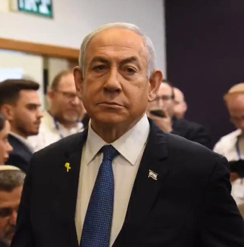 内塔尼亚胡说，停火很快就会结束。
胡塞武装说，如果对伊朗重启袭击，将升级对以色列