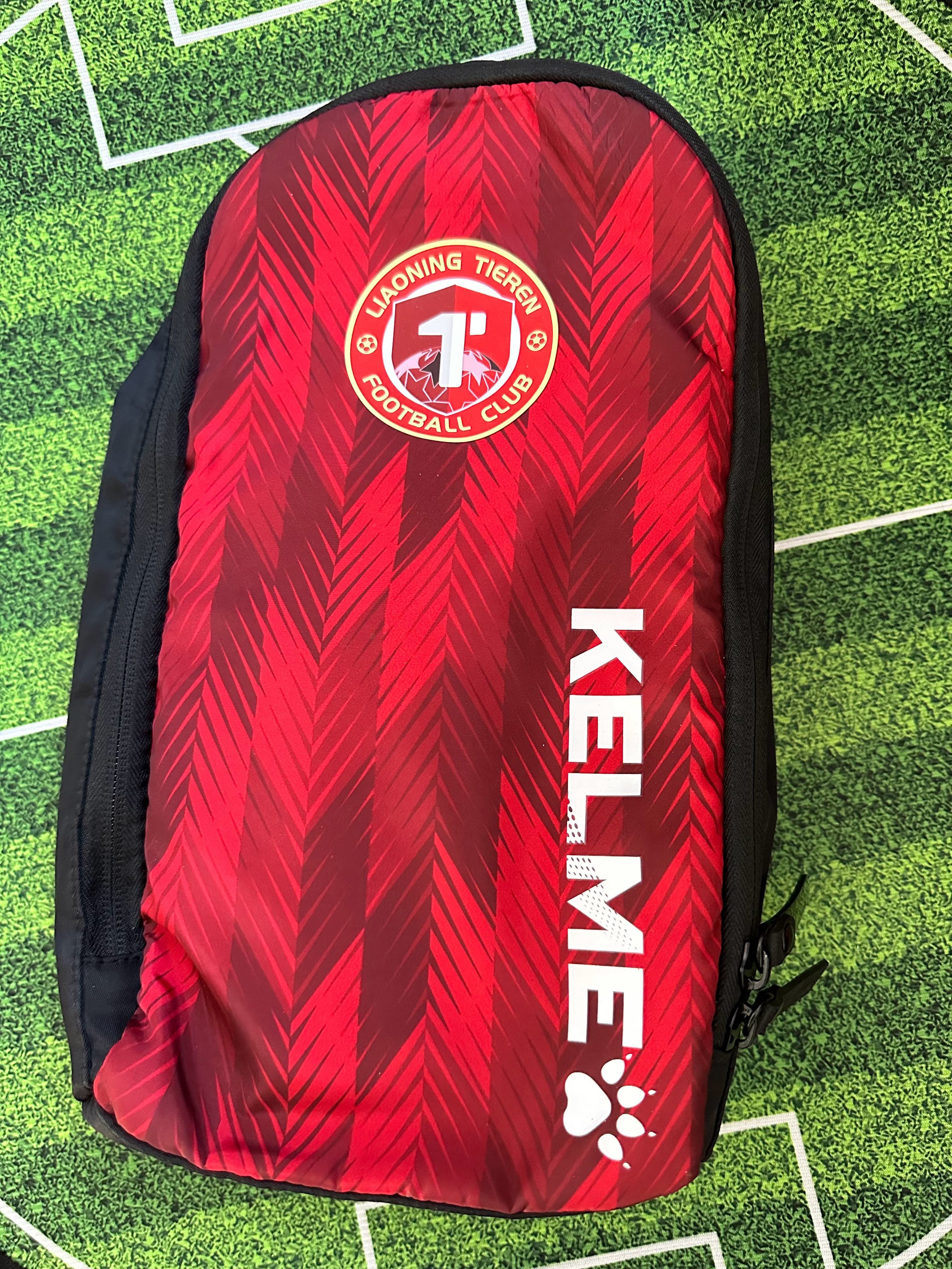 辽宁铁人的周边很好看的小兜子