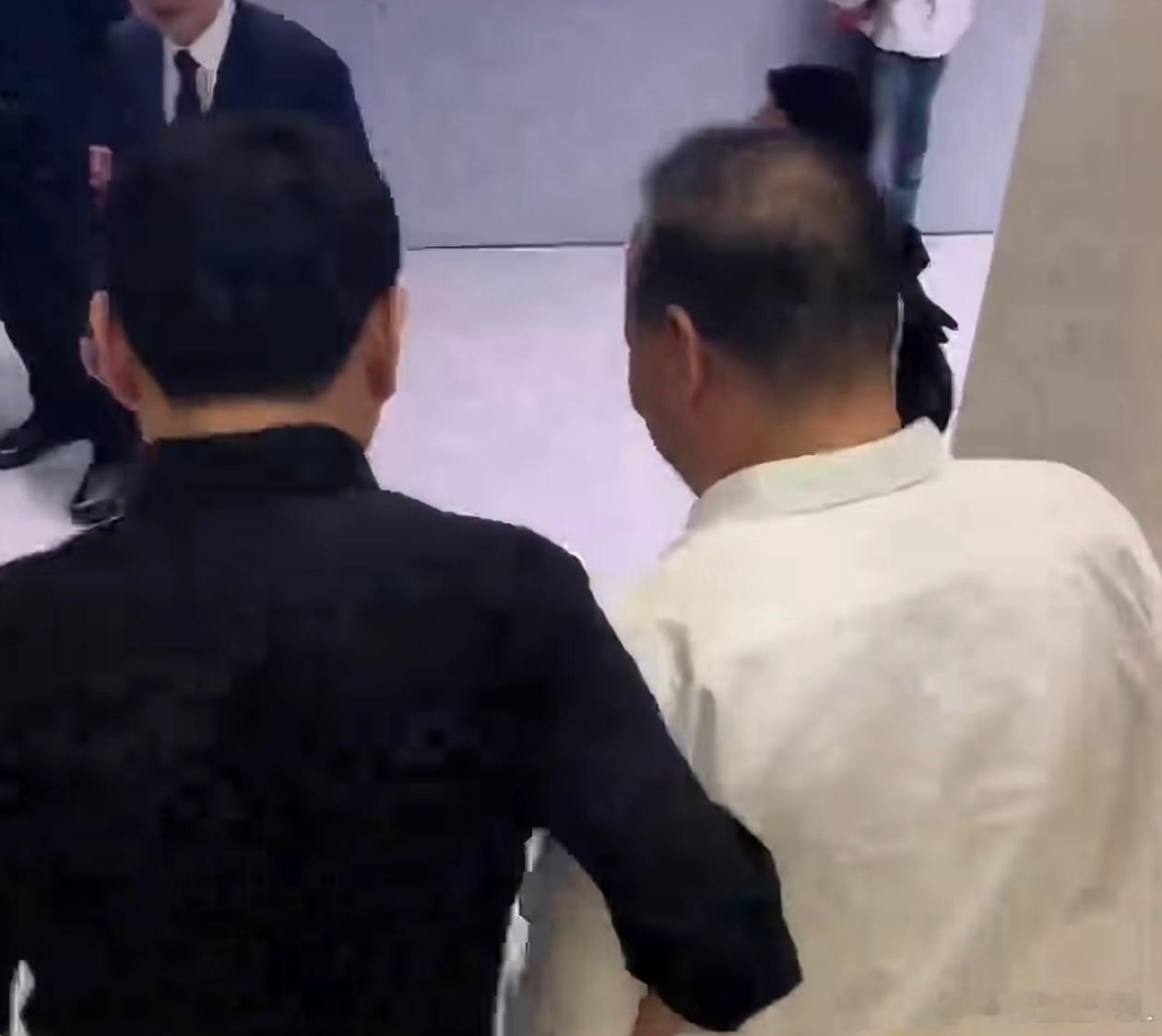 北京车展最让人破防的画面出现了…这谁受得了啊… 