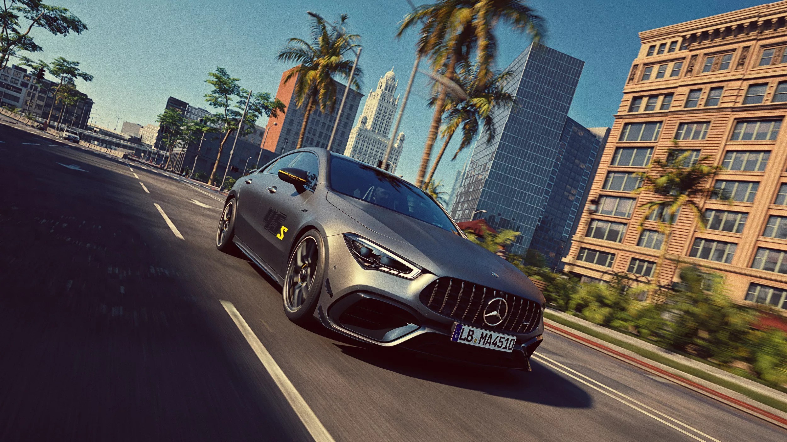 AMG CLA 45 S终极版官图发布，零百加速4.1秒定制灰色哑光车漆装备AM