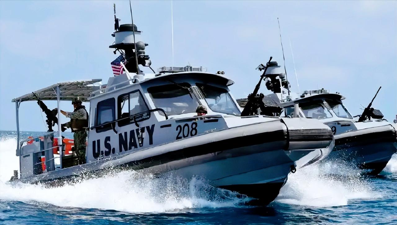 该出手时就出手！加勒比海突然传出激烈枪声，当地时间2月25日，一艘在佛罗里达州注