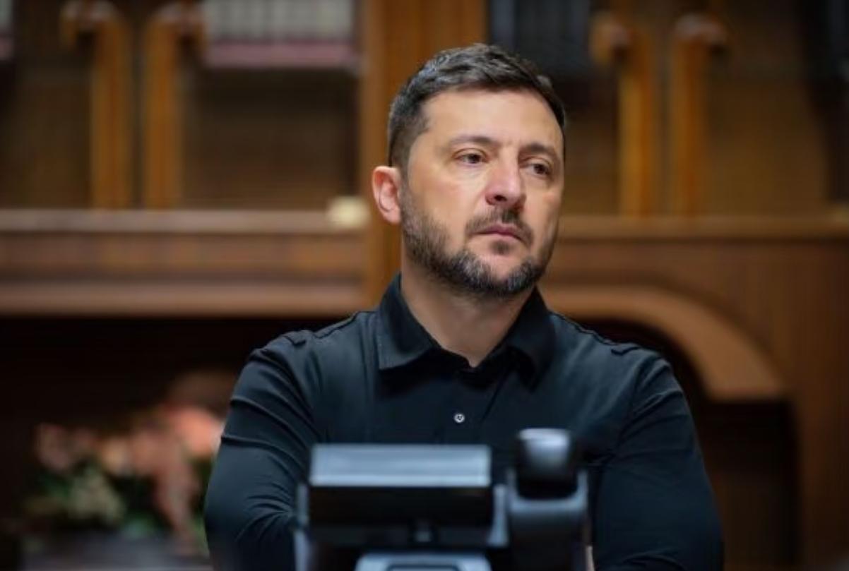 俄乌冲突进入第四年，特朗普希望双方在6月之前停战。泽连斯基：乌克兰民众不会允许我