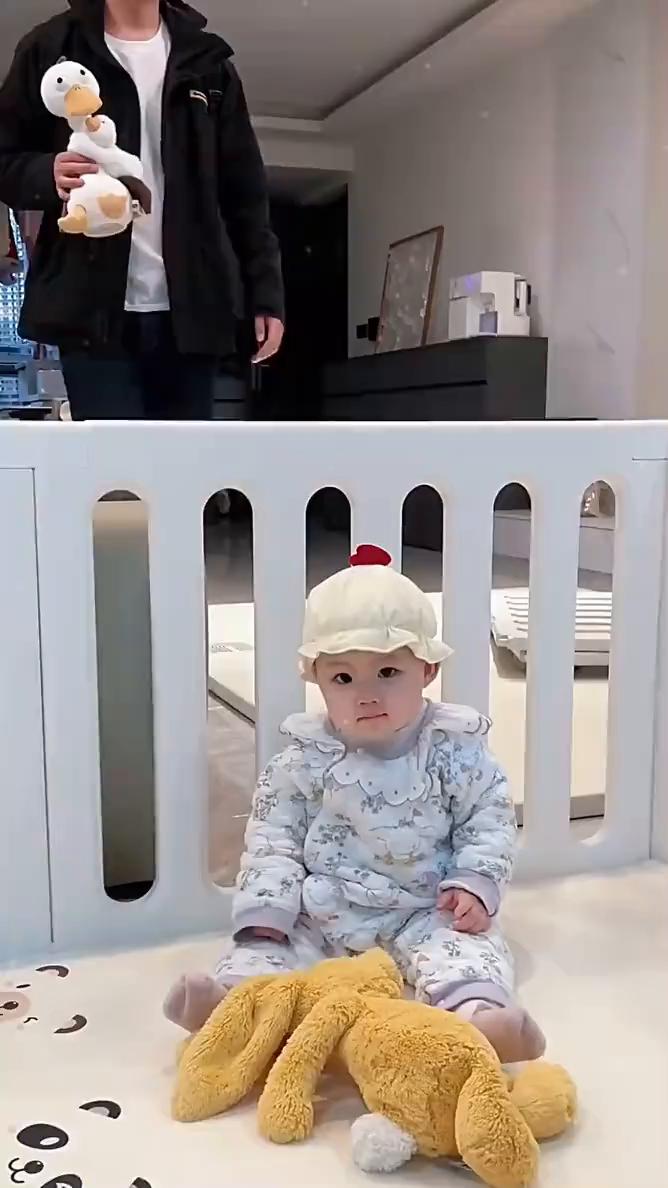 爸爸回来了。