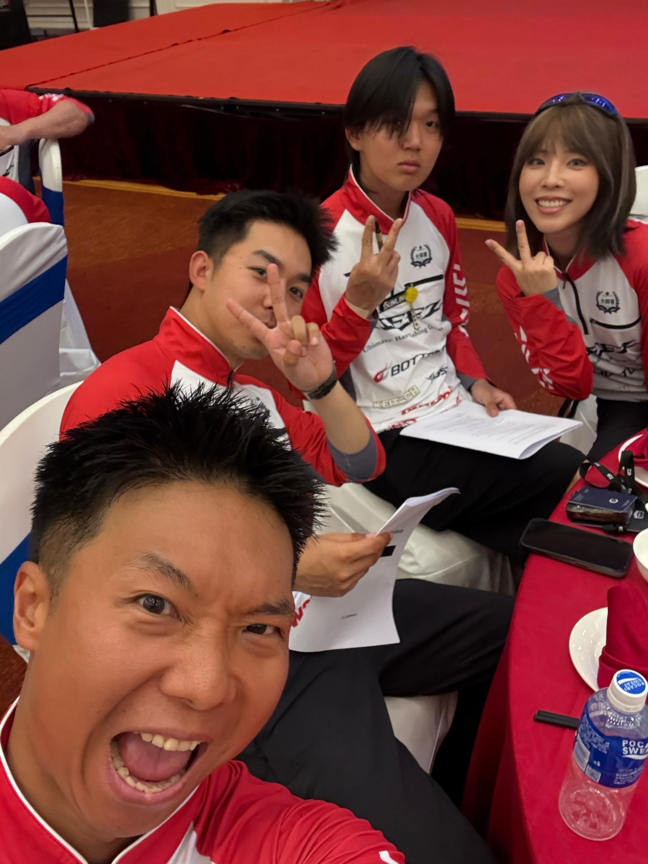 全网征集出道队名。