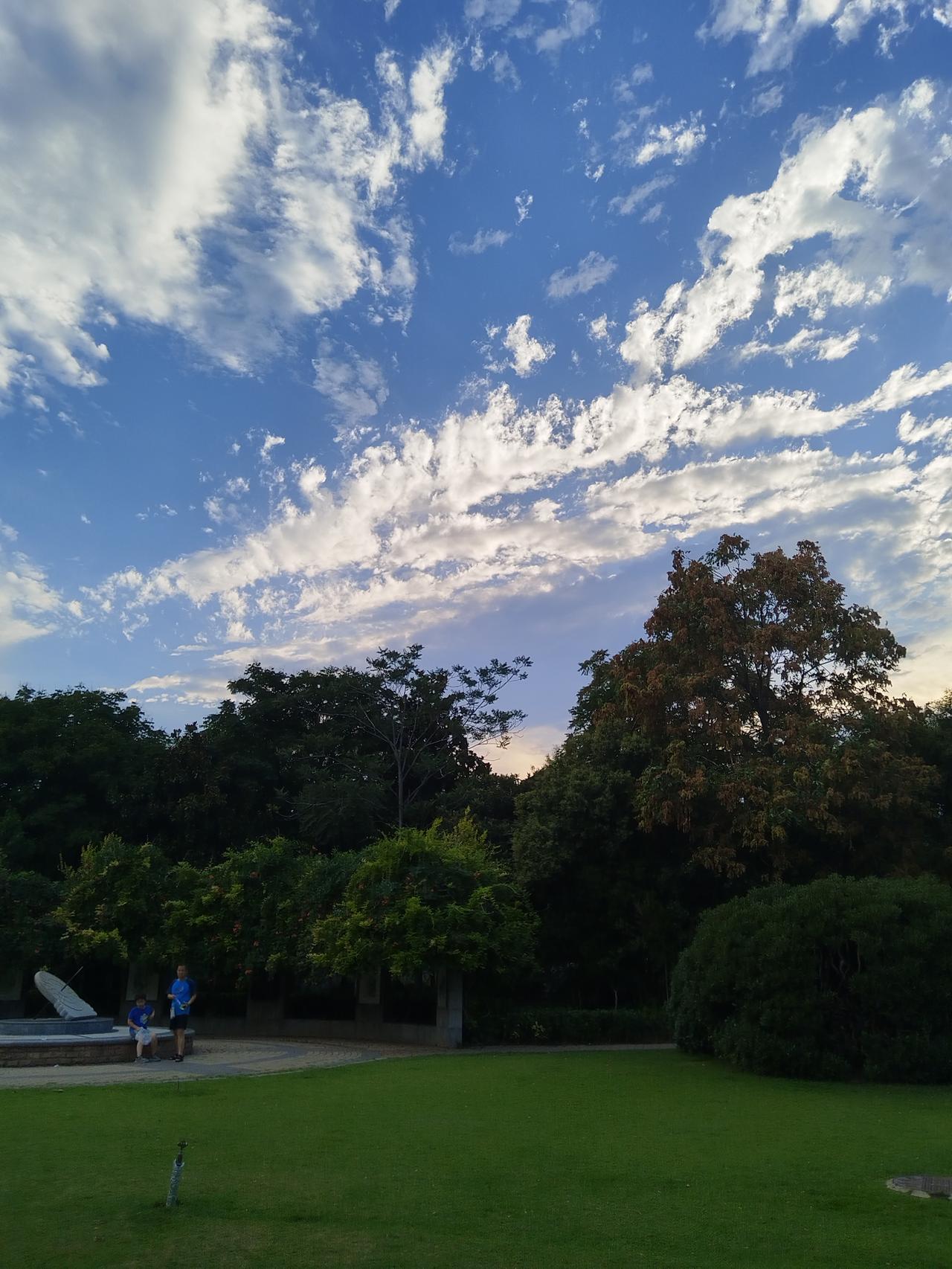 蓝蓝的天空