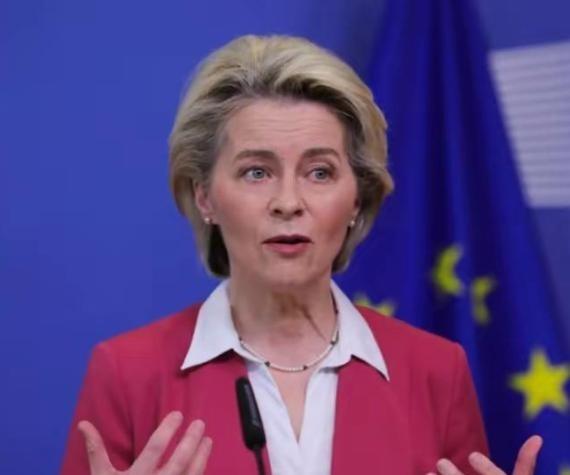 欧洲傻眼了！你敢冻我2290亿？好！我直接“合法抄家”2300亿。欧洲以为冻结了