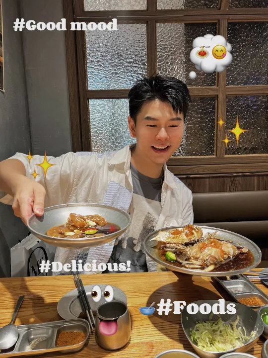 晚风心里吹 螃蟹嘴里吃🦀