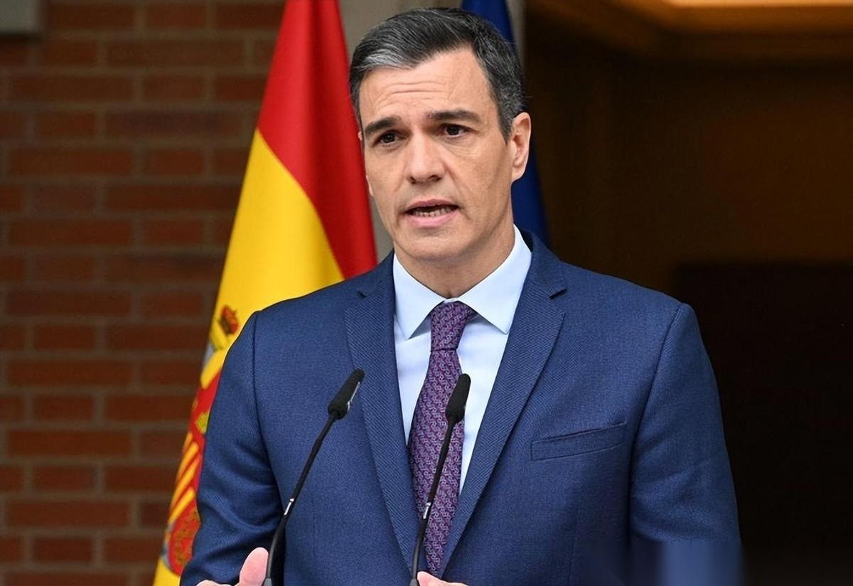 西班牙首相刚落地北京，宁德时代就在阿拉贡砸出41亿欧元，年底投产的电池厂，能给当