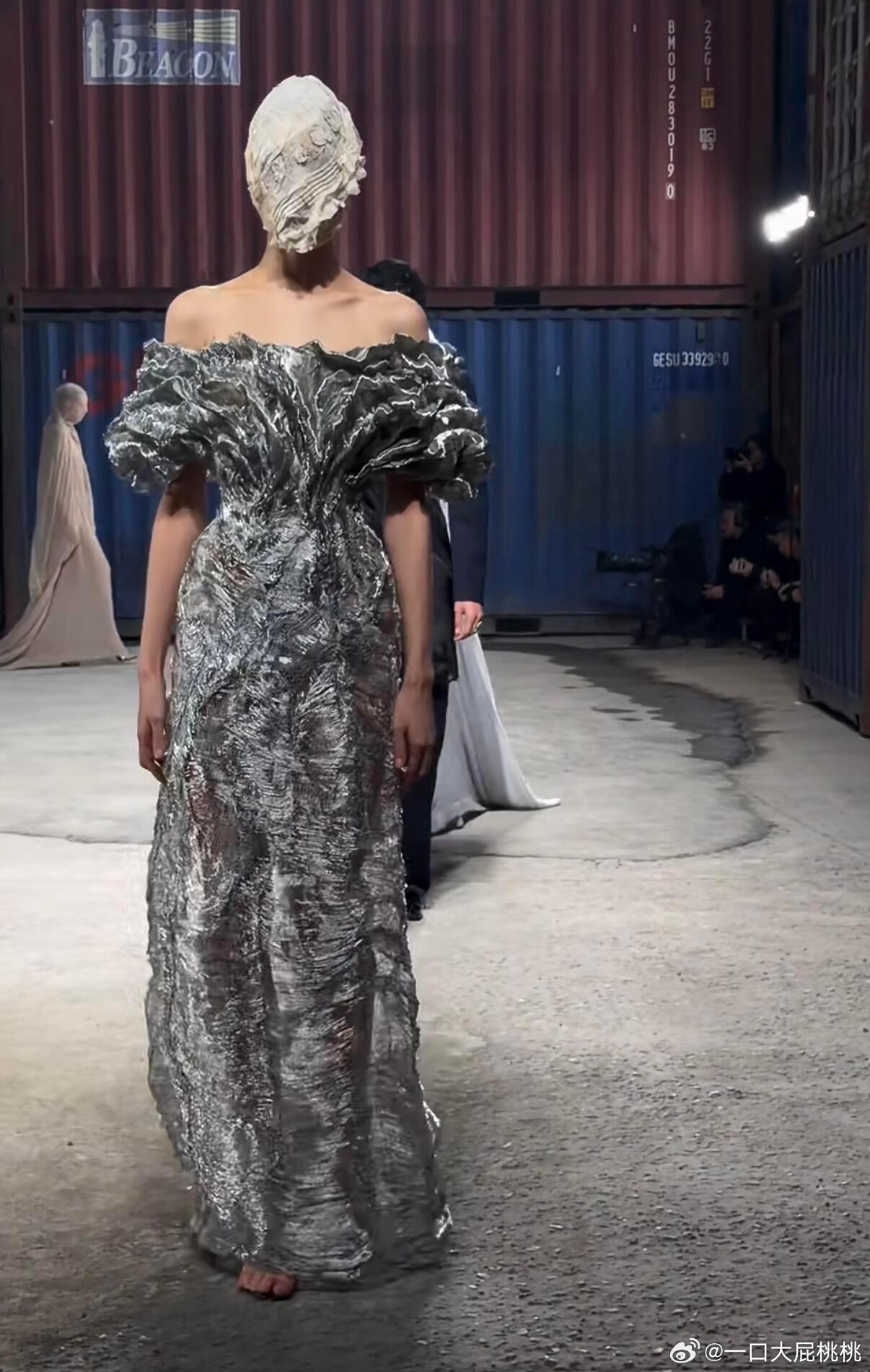 上海国际时装周压轴大秀——Maison Margiela 2026秋冬发布秀~上