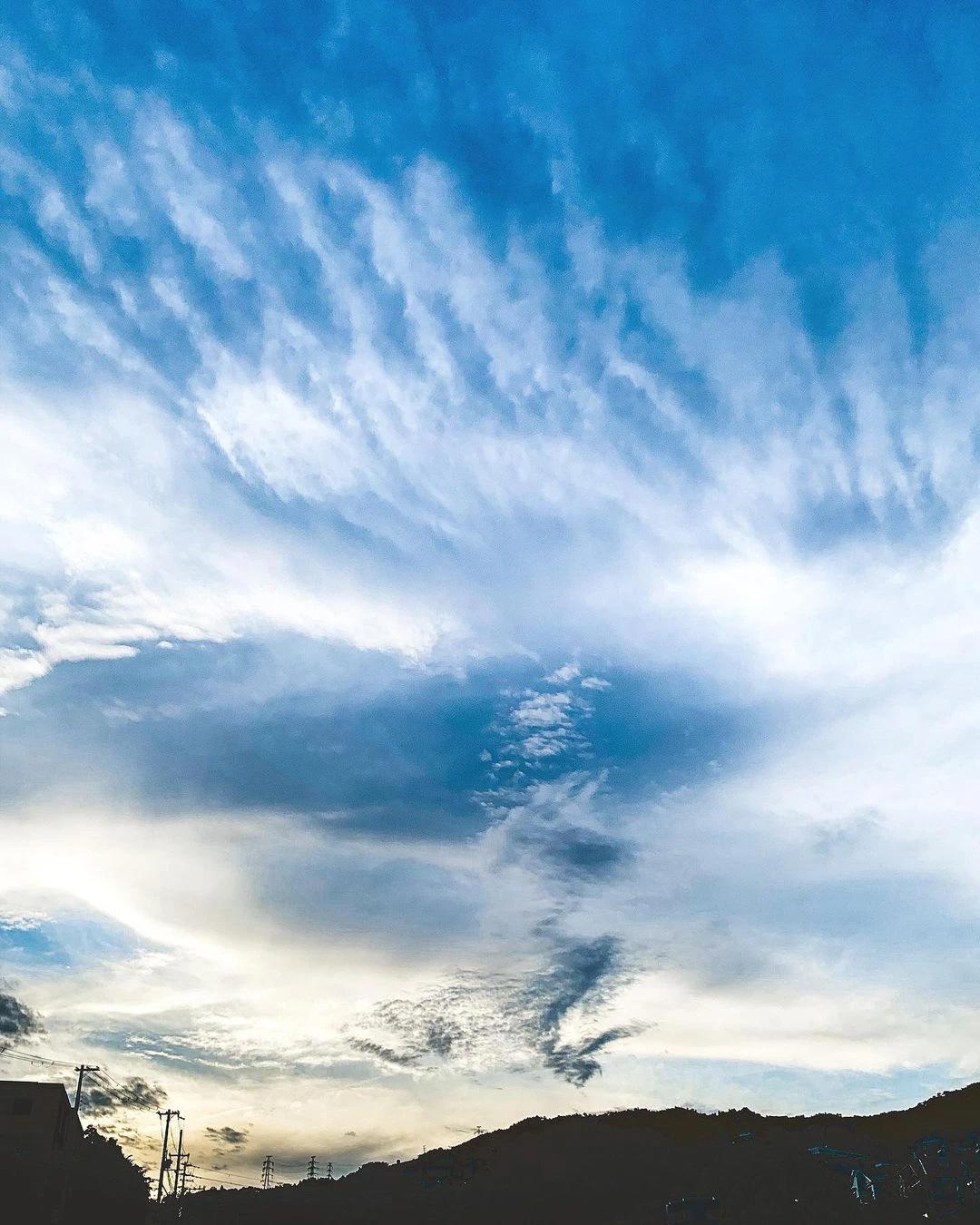 眺望天空的美……