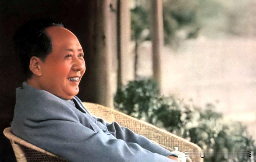 当伟人花高价收藏赝品时，周总理困惑不已，主席的一句话让众人豁然开朗！
1959年