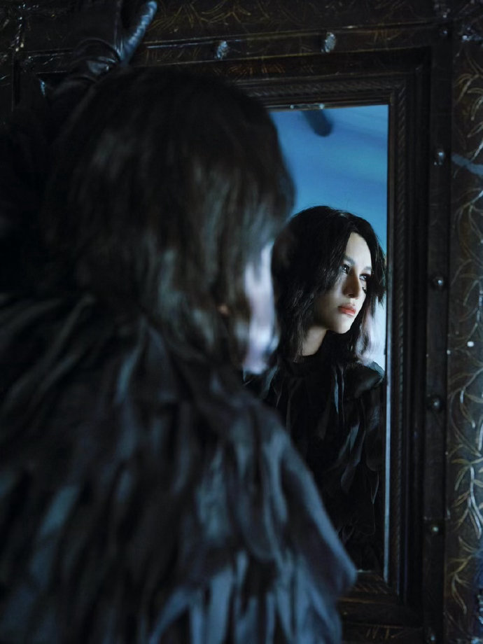 尚雯婕让我的遗憾又多了一个 有些人上音乐节是“完成任务”，唱完就走。尚雯婕上音乐