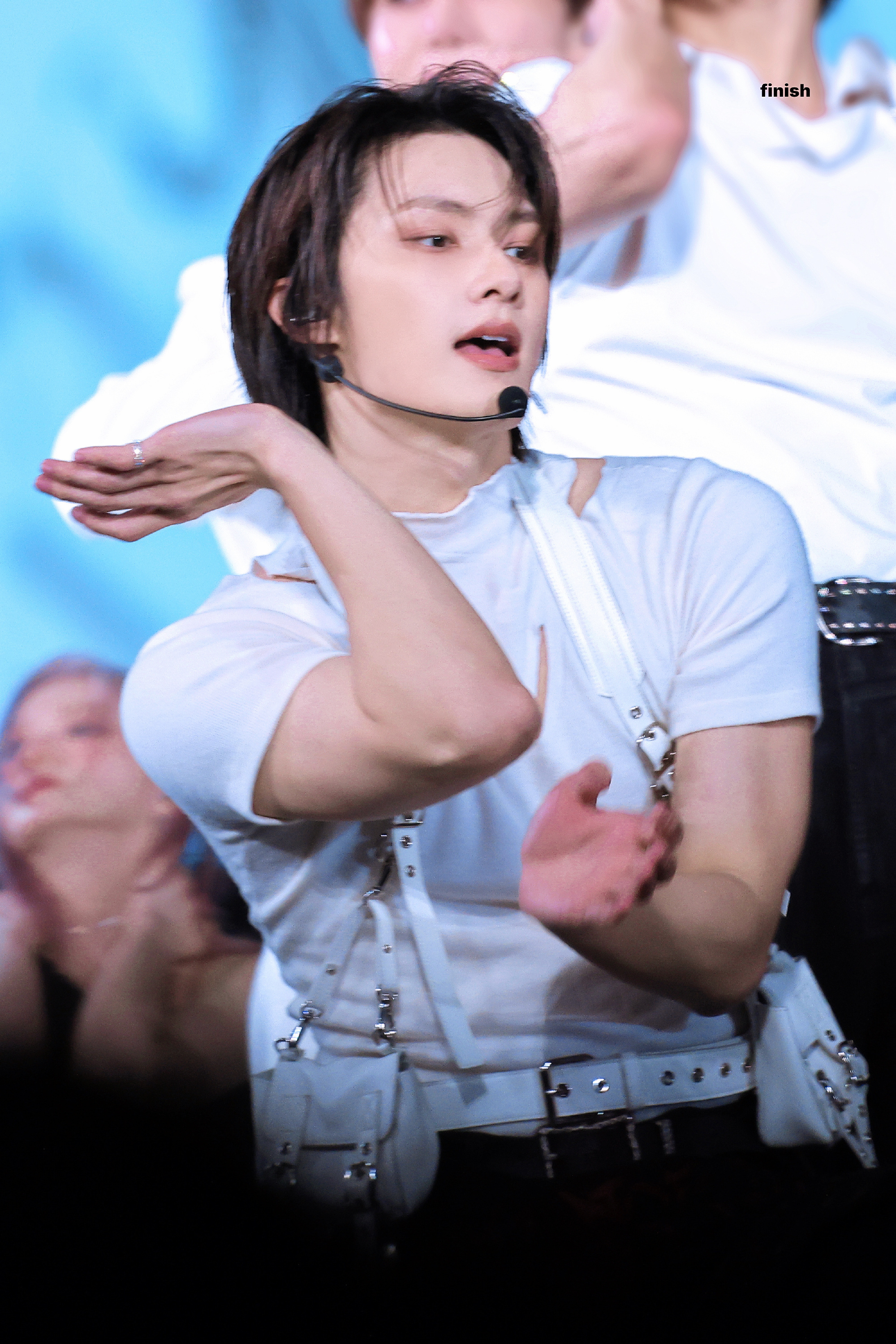 文俊辉🐱文俊辉百万直拍 【文俊辉是KPOP🇨🇳男绿卡百万直拍数量第一的男爱