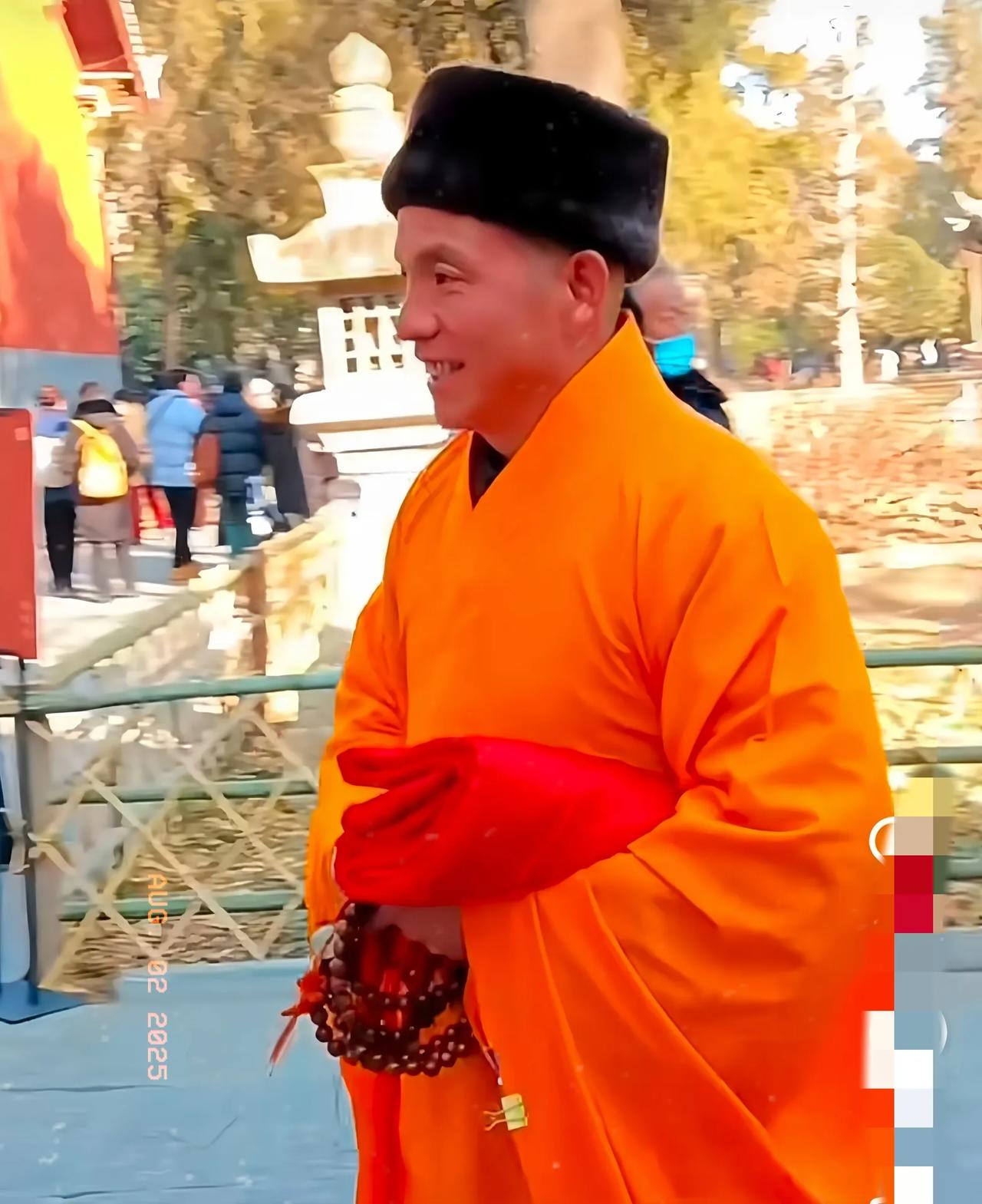 少林寺还是那个少林寺！

新住持印乐法师上任后，第一件事就进行“大扫除”，把“商