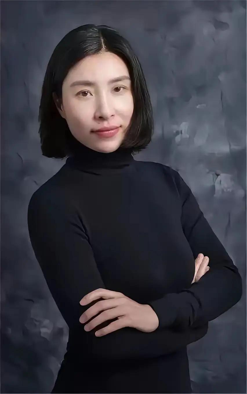 申通被立案调查！美女创始人早已套现百亿拿绿卡，留下的烂摊子谁接盘？
这两天，快递