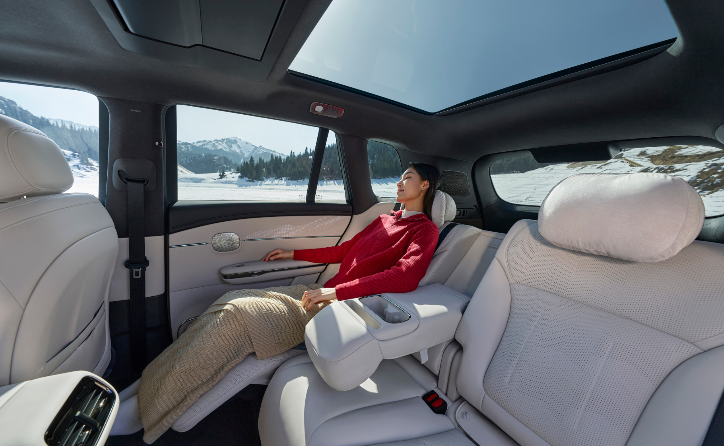 向往S7新年OTA再升级传祺向往S7这波OTA太懂车主了！低速AEB超靠谱，小区