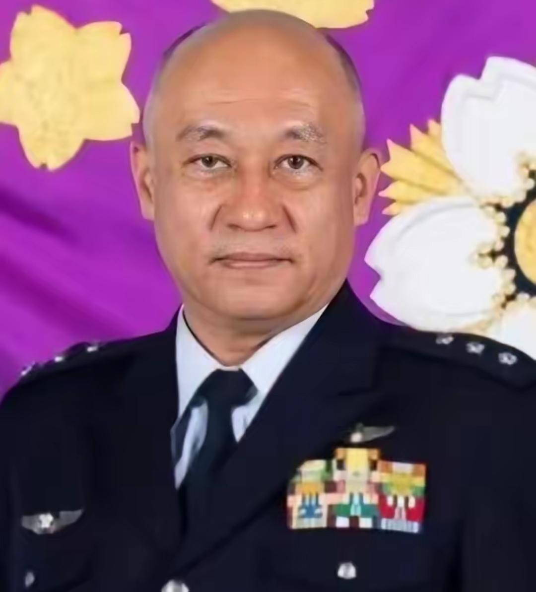 日本自卫队统合司令官、海军大将南云宪一郎说，万一中国和日本像乌克兰跟俄罗斯那样陷