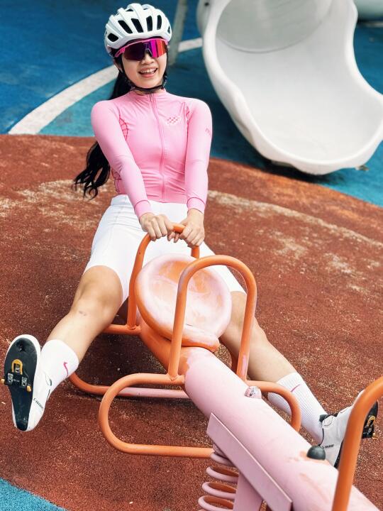 虽然台风天天下雨 但人要阳光明媚啊