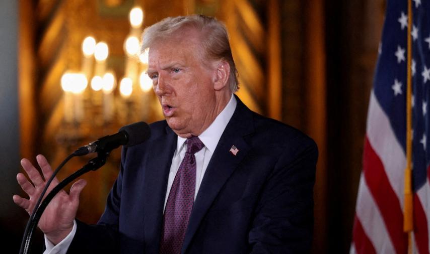 【特朗普要造“特朗普”级战舰，他质疑：造舰的船坞在哪？】

特朗普在12月22日