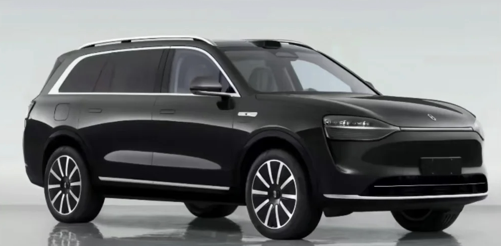 哦对了，别忘记这么重大的事，虽然早就知道恭喜鸿蒙智行终于在这代M9摆脱了图二这个