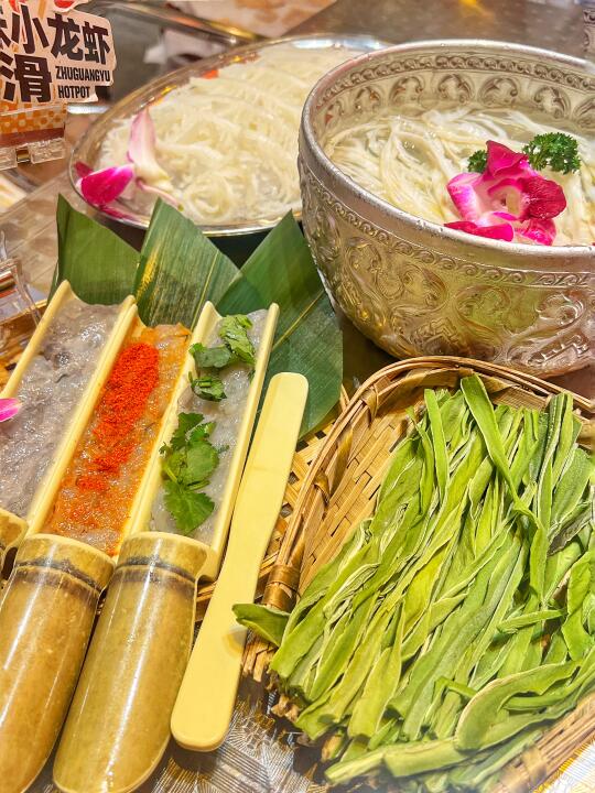 开眼了，小龙虾口味虾滑，郴州还是太会了