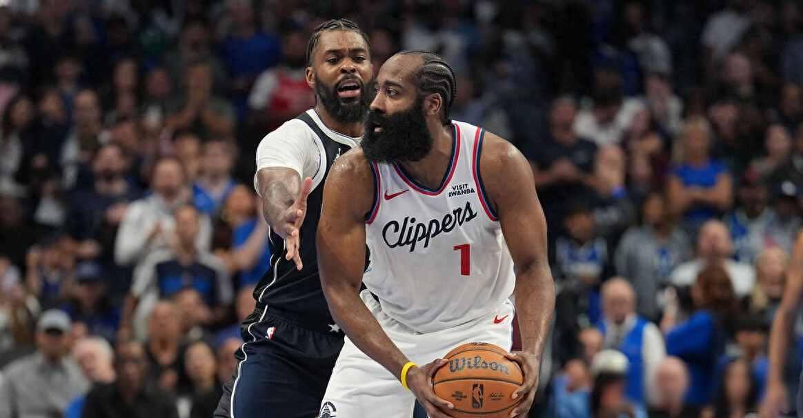 双加时狂轰40+三双！哈登谈出战51分钟：保持韧性 战斗到底
11月15号晚上，