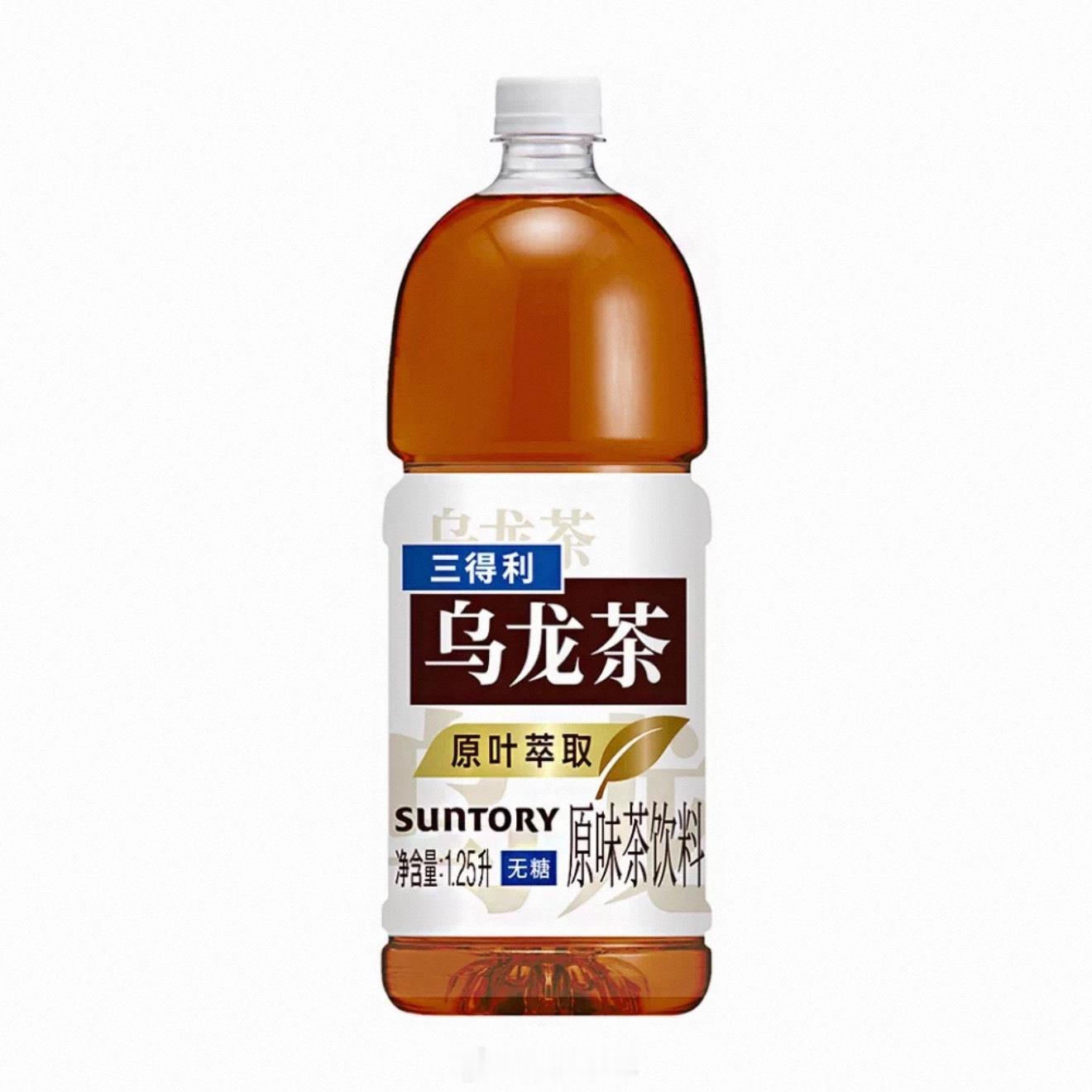 我用奶+咖啡浓缩自制特别热拿铁太烫了又着急喝，会加一点点三得利乌龙茶降降温。它就