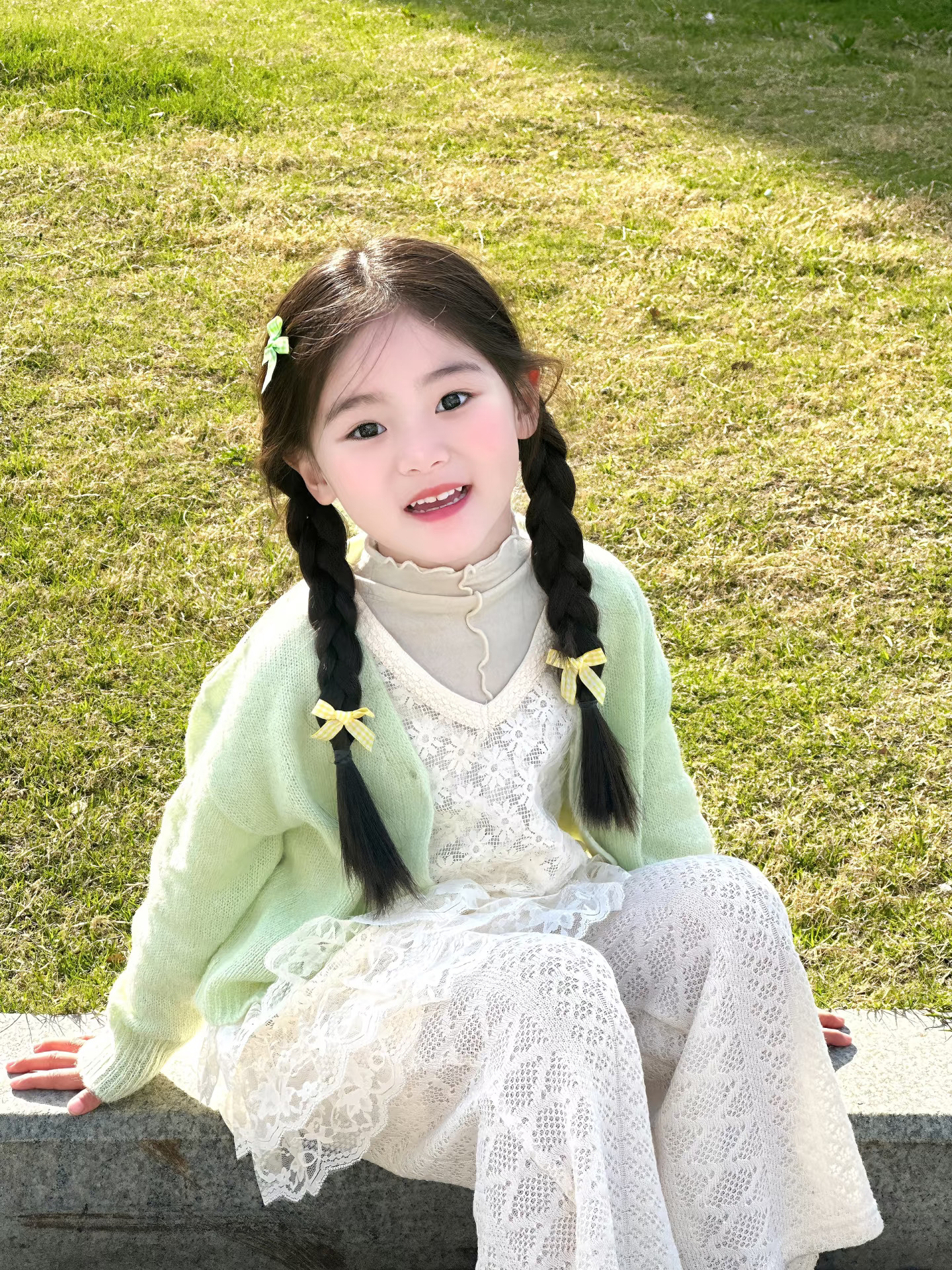 女孩子真的好可爱～