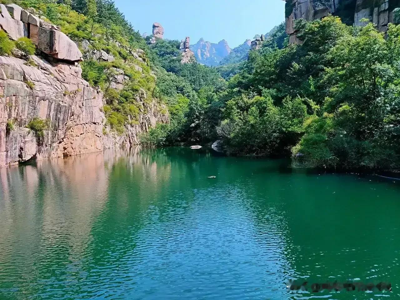 解读人生。

人，生来是人，不是自己可以决定的。
生，如何生活，这是自己可以选择