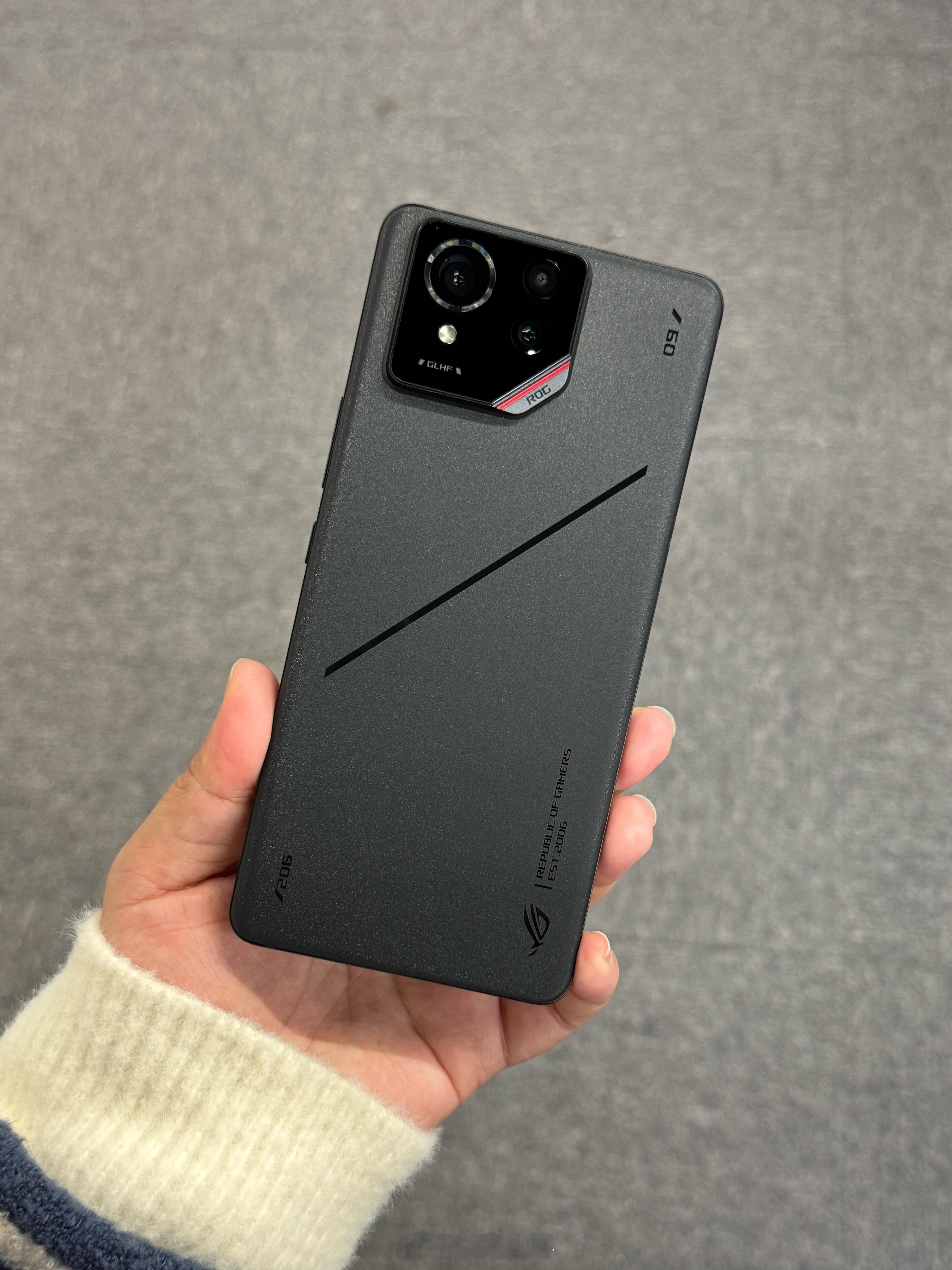 今日份怀旧败家之眼绝版ROG游戏手机